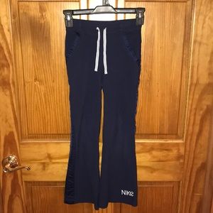 Girls Nike Sweatpants